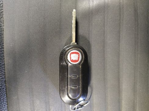 Used 2015 FIAT 500 Sport w/ Comfort/Convenience Group image 32