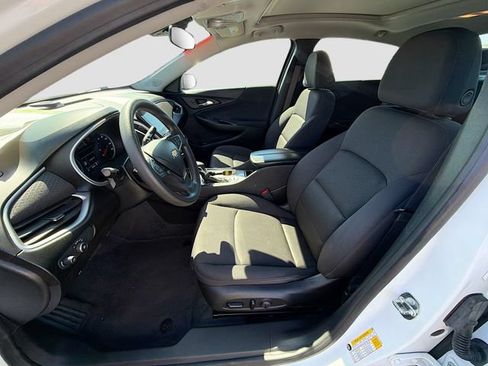 Used 2023 Chevrolet Malibu LT FWD image 19