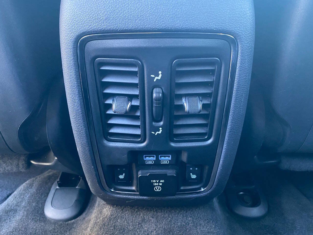 Used 2015 Jeep Grand Cherokee Overland AWD/4WD image 24