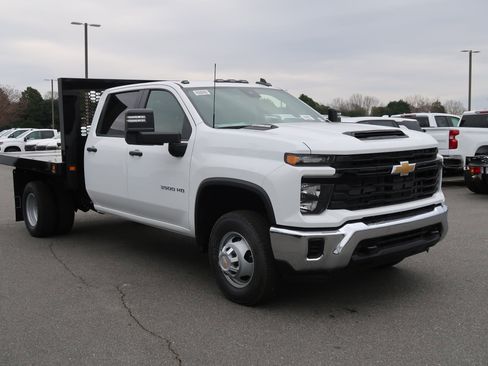 New 2026 Chevrolet Silverado 3500 W/T w/ WT Convenience Package image 2