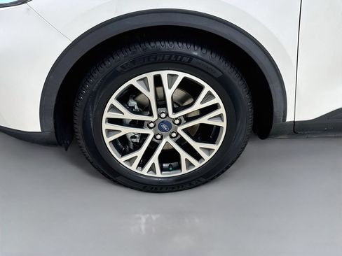 Used 2021 Ford Escape SEL w/ Technology Package FWD image 30