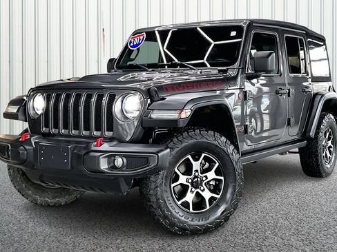 Used 2021 Jeep Wrangler Unlimited Rubicon w/ LED Lighting Group AWD/4WD image 3