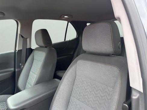 Used 2023 Chevrolet Equinox LT image 27