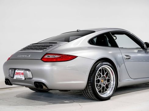 Used 2009 Porsche 911 Carrera S RWD image 25
