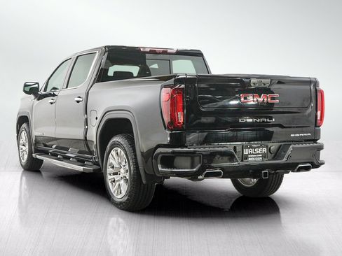 Used 2023 GMC Sierra 1500 Denali w/ Technology Package AWD/4WD image 3
