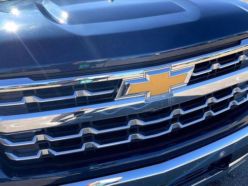 Used 2022 Chevrolet Silverado 1500 LTZ image 29