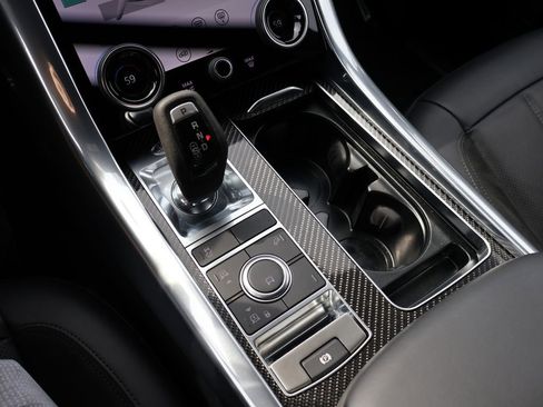 Used 2020 Land Rover Range Rover Sport HST image 25