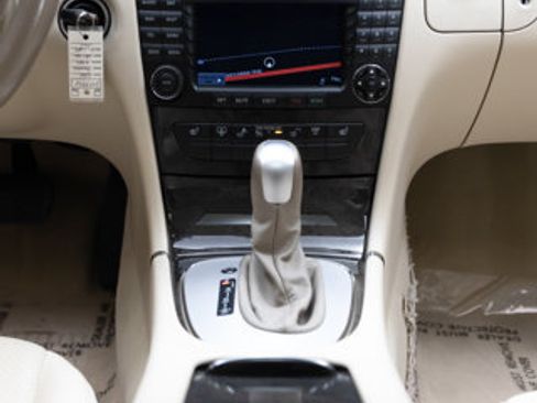 Used 2006 Mercedes-Benz E 350 Sedan image 71