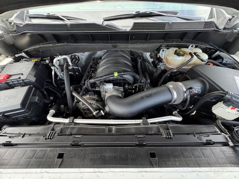Used 2020 Chevrolet Silverado 1500 LT Trail Boss w/ Convenience Package AWD/4WD image 18