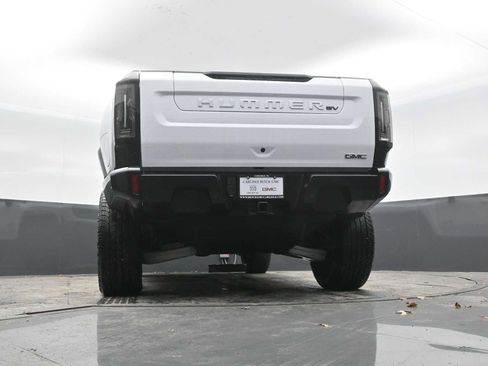 New 2026 GMC Hummer EV 4x4 Crew Cab image 45