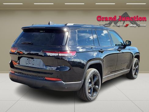 New 2025 Jeep Grand Cherokee L Altitude AWD/4WD image 5