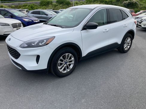 Certified 2022 Ford Escape SE w/ Convenience Package image 20