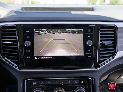 Used 2023 Volkswagen Atlas SEL AWD/4WD image 32