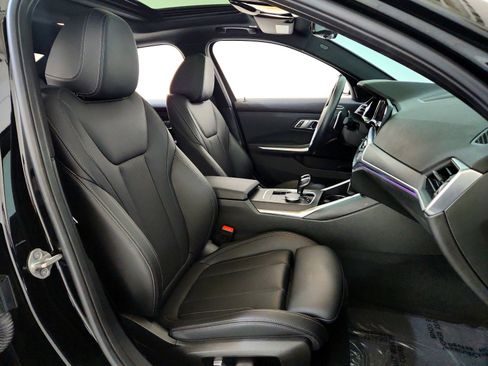 Used 2022 BMW 330i 330i w/ Driving Assistance Package image 21