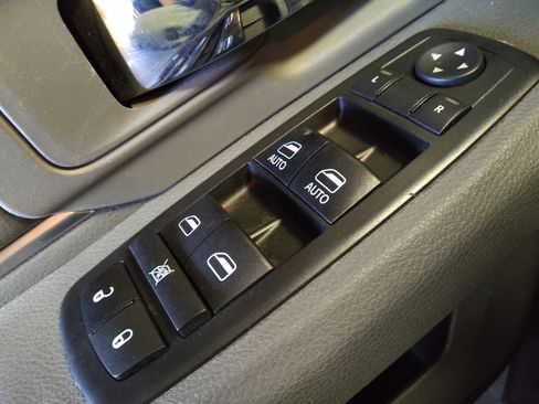 Used 2019 RAM 1500 Big Horn image 27