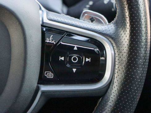 Used 2018 Volvo XC90 T6 R-Design w/ Convenience Package image 35