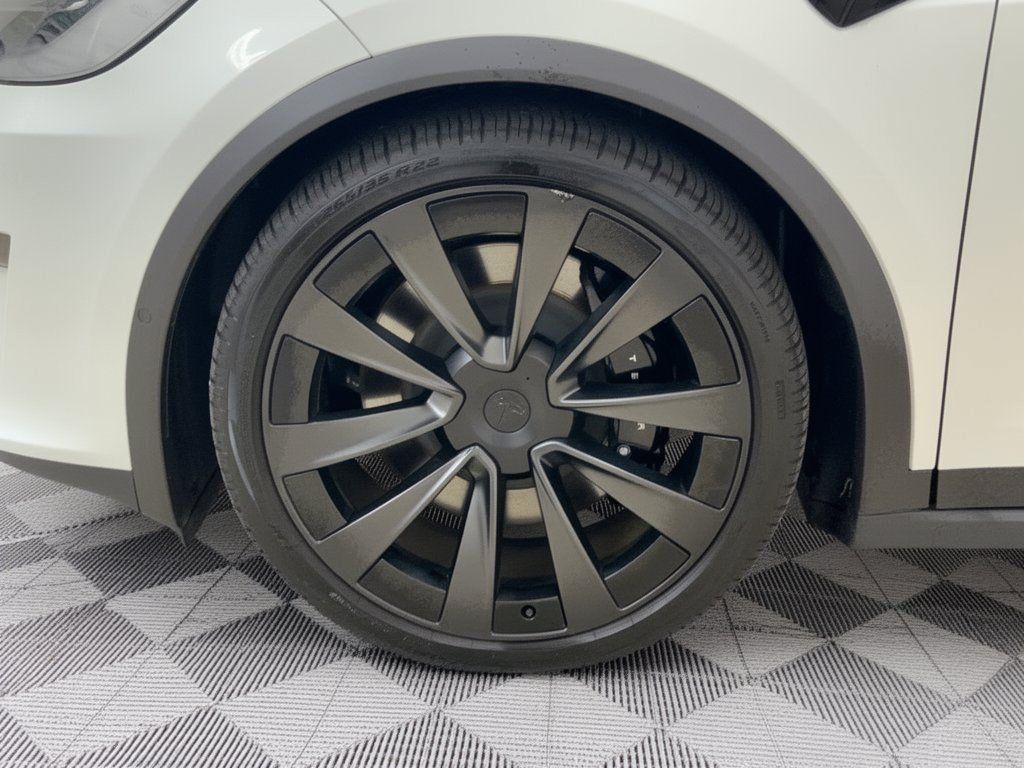 Used 2023 Tesla Model X AWD/4WD image 13