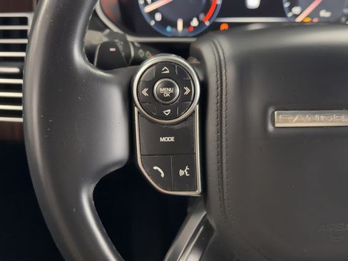 Used 2015 Land Rover Range Rover Supercharged AWD/4WD image 21