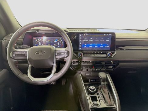 Used 2025 Chevrolet Colorado Z71 image 25