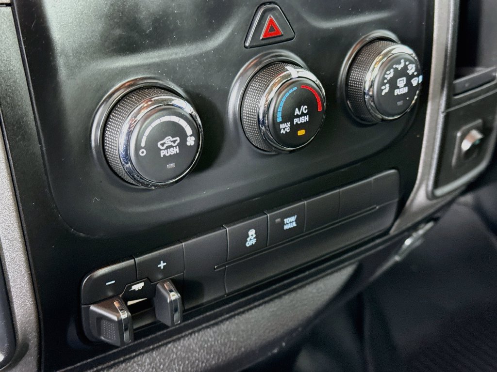 Used 2015 RAM 1500 Tradesman w/ Power & Remote Entry Group AWD/4WD image 14
