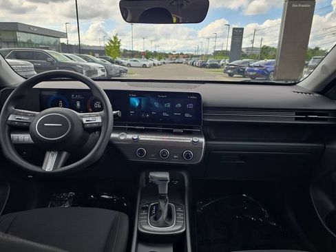 New 2026 Hyundai Kona SE AWD/4WD image 15