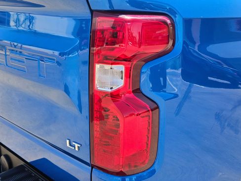 Used 2024 Chevrolet Silverado 1500 LT RWD image 12