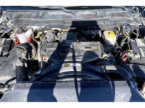 Used 2017 RAM 2500 Laramie image 12