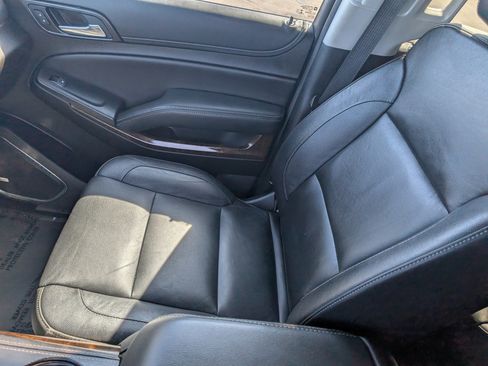 Used 2019 Chevrolet Tahoe LT w/ RST Edition image 21