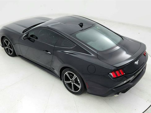 Used 2024 Ford Mustang Premium image 15