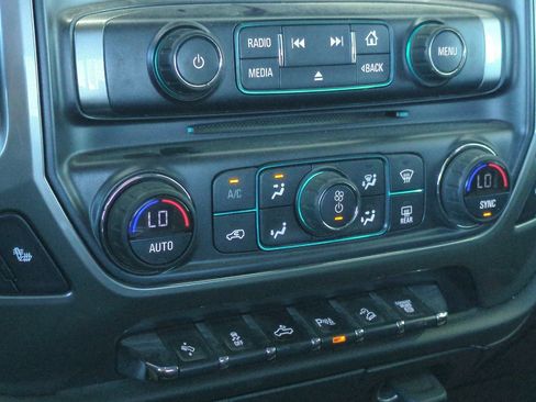 Used 2018 Chevrolet Silverado 2500 LTZ w/ Duramax Plus Package AWD/4WD image 30
