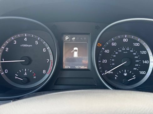Used 2018 Hyundai Santa Fe Sport AWD/4WD image 5