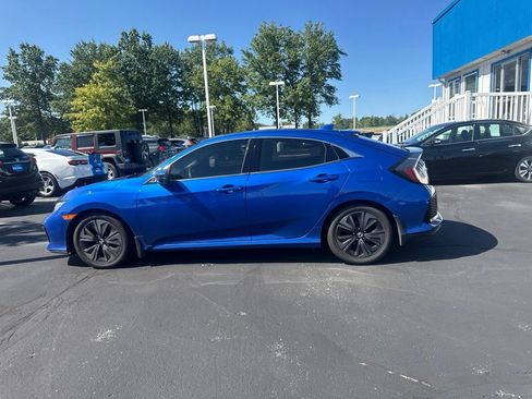 Used 2018 Honda Civic EX image 16