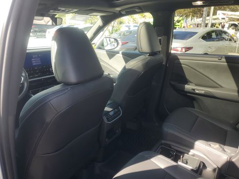 Used 2024 Lexus TX 350 FWD w/ Captains Chair Package image 12