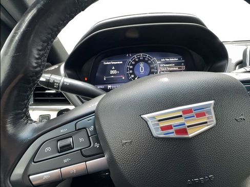 Used 2021 Cadillac CT4 Premium Luxury RWD image 41