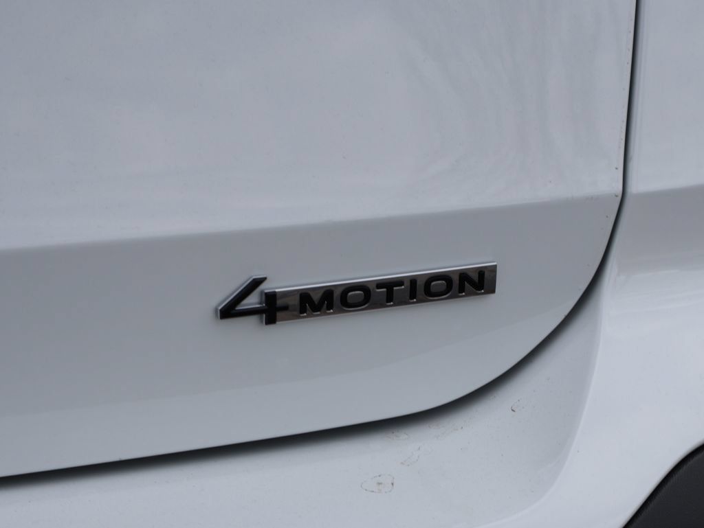 New 2026 Volkswagen Taos SE AWD/4WD image 35