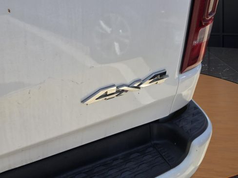 Used 2019 RAM 1500 Limited AWD/4WD image 8