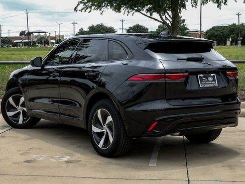 Used 2026 Jaguar F-PACE R-Dynamic S AWD/4WD image 10