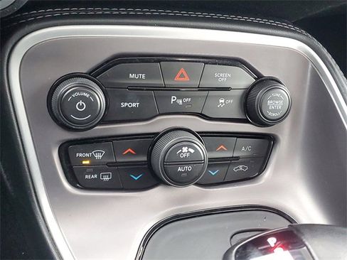 Used 2022 Dodge Challenger R/T w/ Blacktop Package image 26