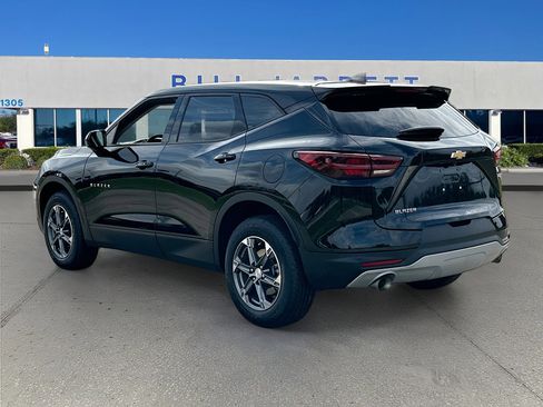 Used 2023 Chevrolet Blazer LT image 5