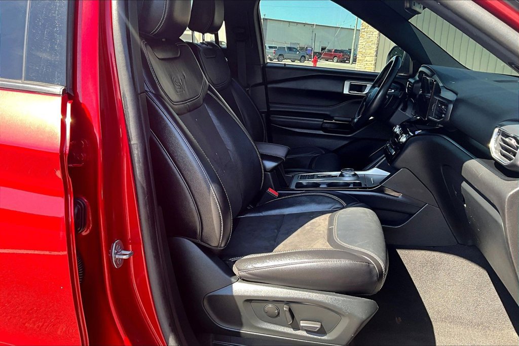 Used 2023 Ford Explorer ST w/ ST Street Pack RWD image 7