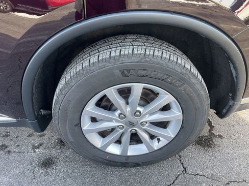 Used 2024 Dodge Durango SXT image 11