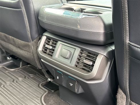 Used 2025 Ford F150 Lariat w/ Equipment Group 501A Mid AWD/4WD image 19