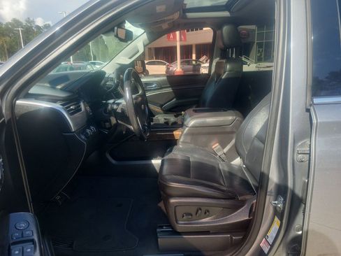 Used 2019 Chevrolet Tahoe LT image 16