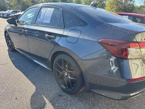 Used 2025 Honda Civic Sport image 2