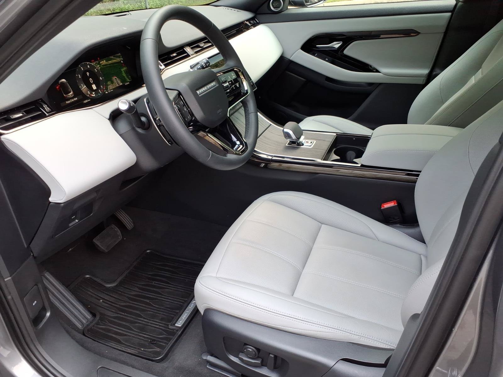 Certified 2026 Land Rover Range Rover Evoque S AWD/4WD image 17