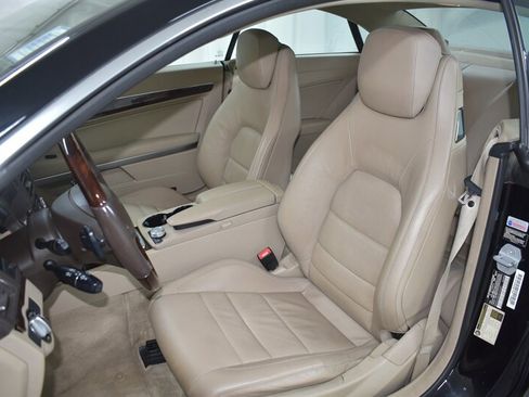 Used 2010 Mercedes-Benz E 350 Coupe image 17