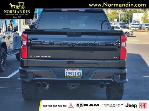 Used 2022 Chevrolet Silverado 1500 LT Trail Boss w/ Safety Package AWD/4WD image 5
