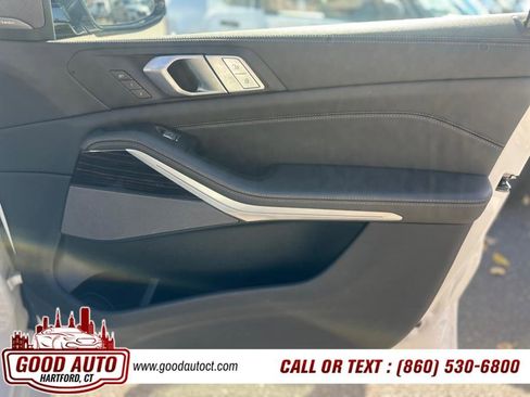 Used 2021 BMW X7 xDrive40i w/ Executive Package image 17