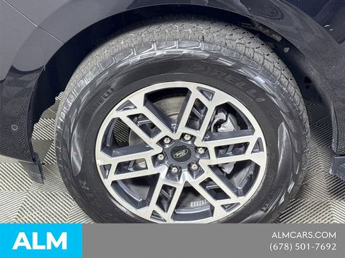 Used 2025 Ford Expedition Active AWD/4WD image 15