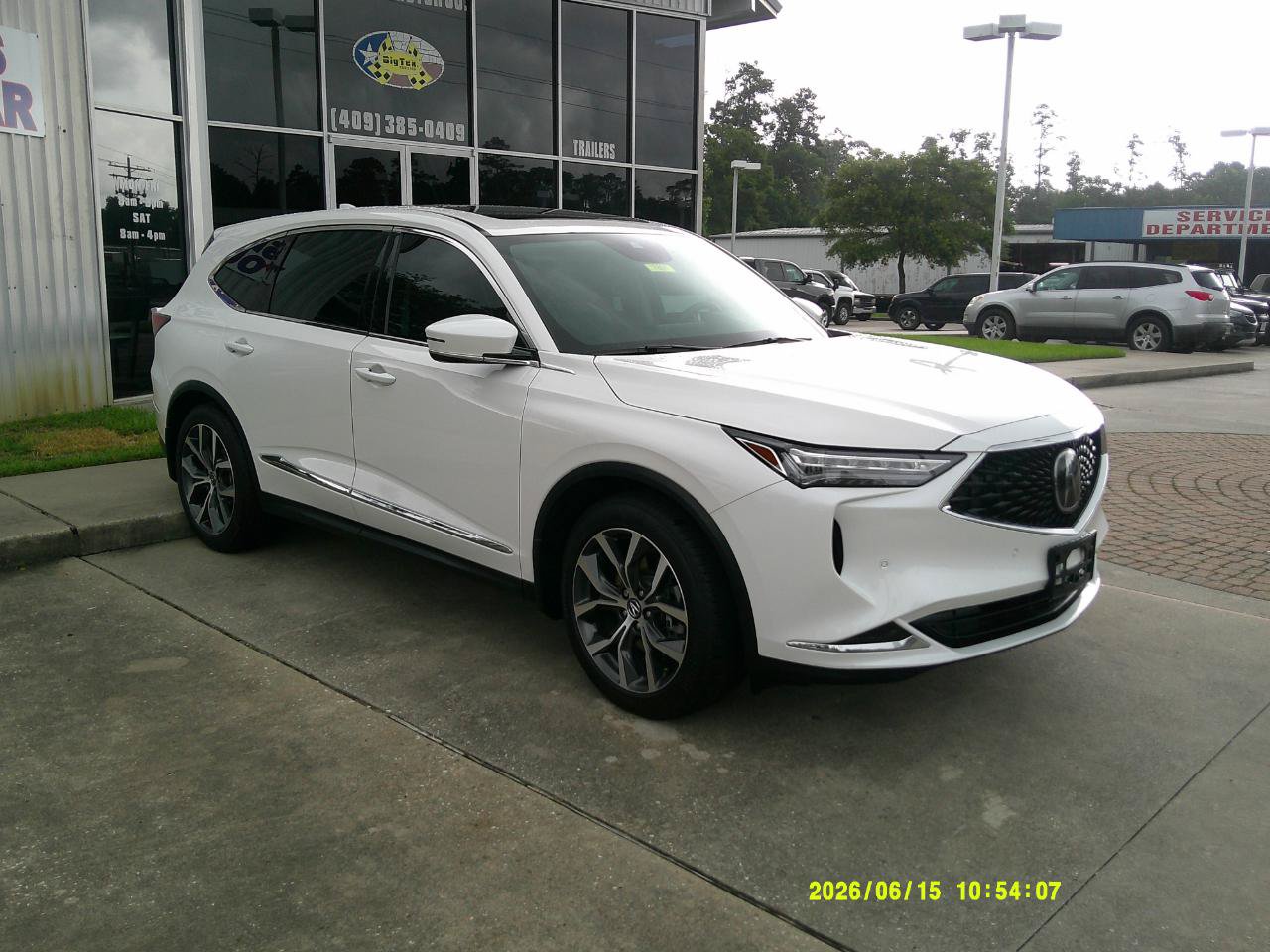 Used 2023 Acura MDX w/ Technology Package FWD image 5